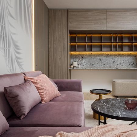 Ada Homes Coresi 707 Braşov Esterno foto