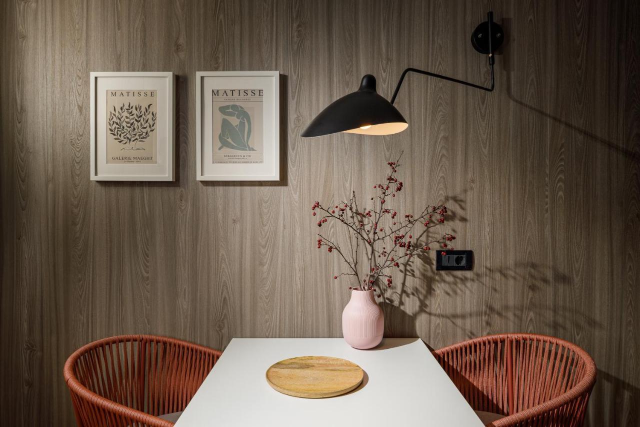 Ada Homes Coresi 707 Braşov Esterno foto