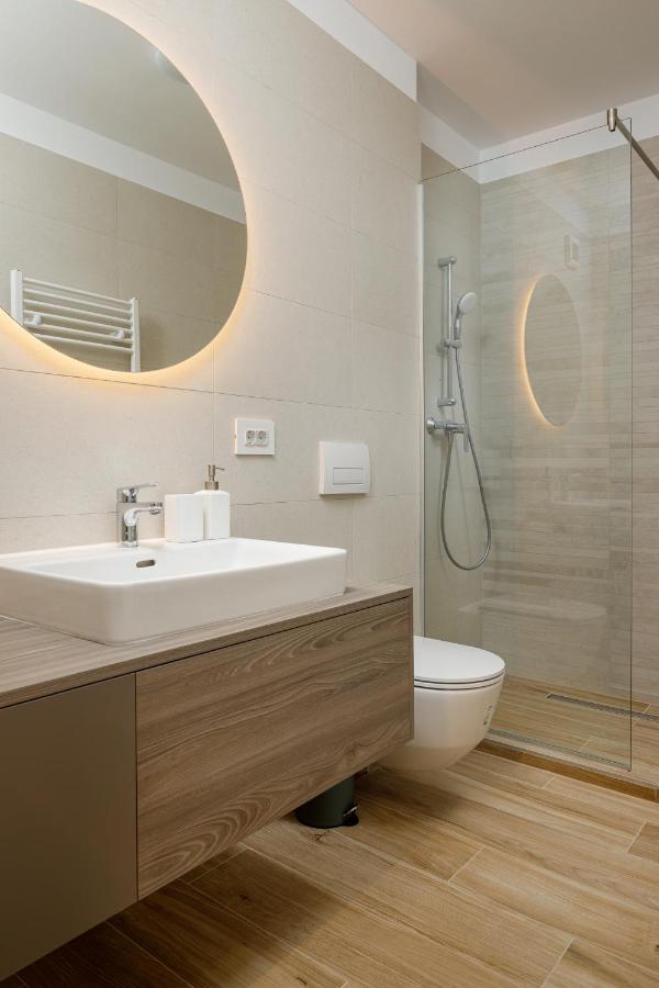 Ada Homes Coresi 707 Braşov Esterno foto